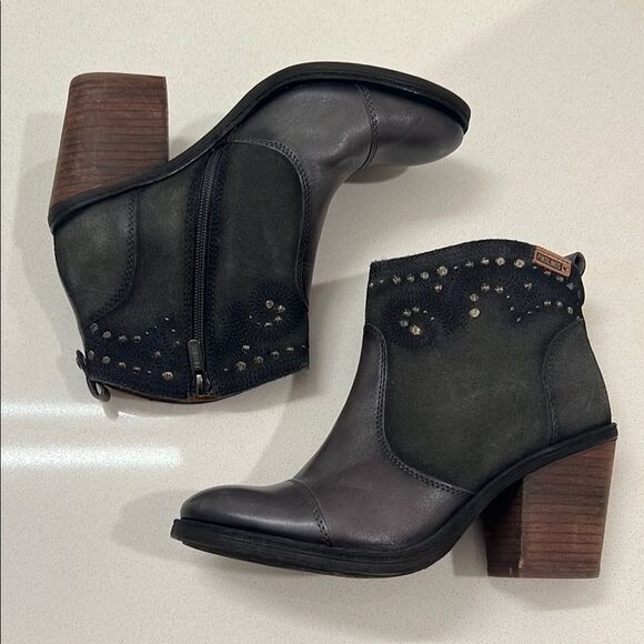 PIKOLINOS Gray Ankle Booties with Vintage Leather and Embroidered Design - Picture 2 of 12